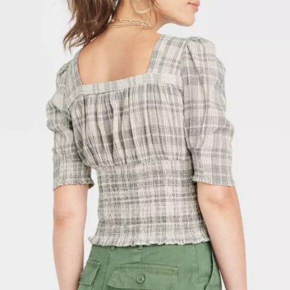 Universal Thread Milkmaid Top Medium Puff Sleeve Gray Woven Smocked Plaid New - Picture 4 of 11